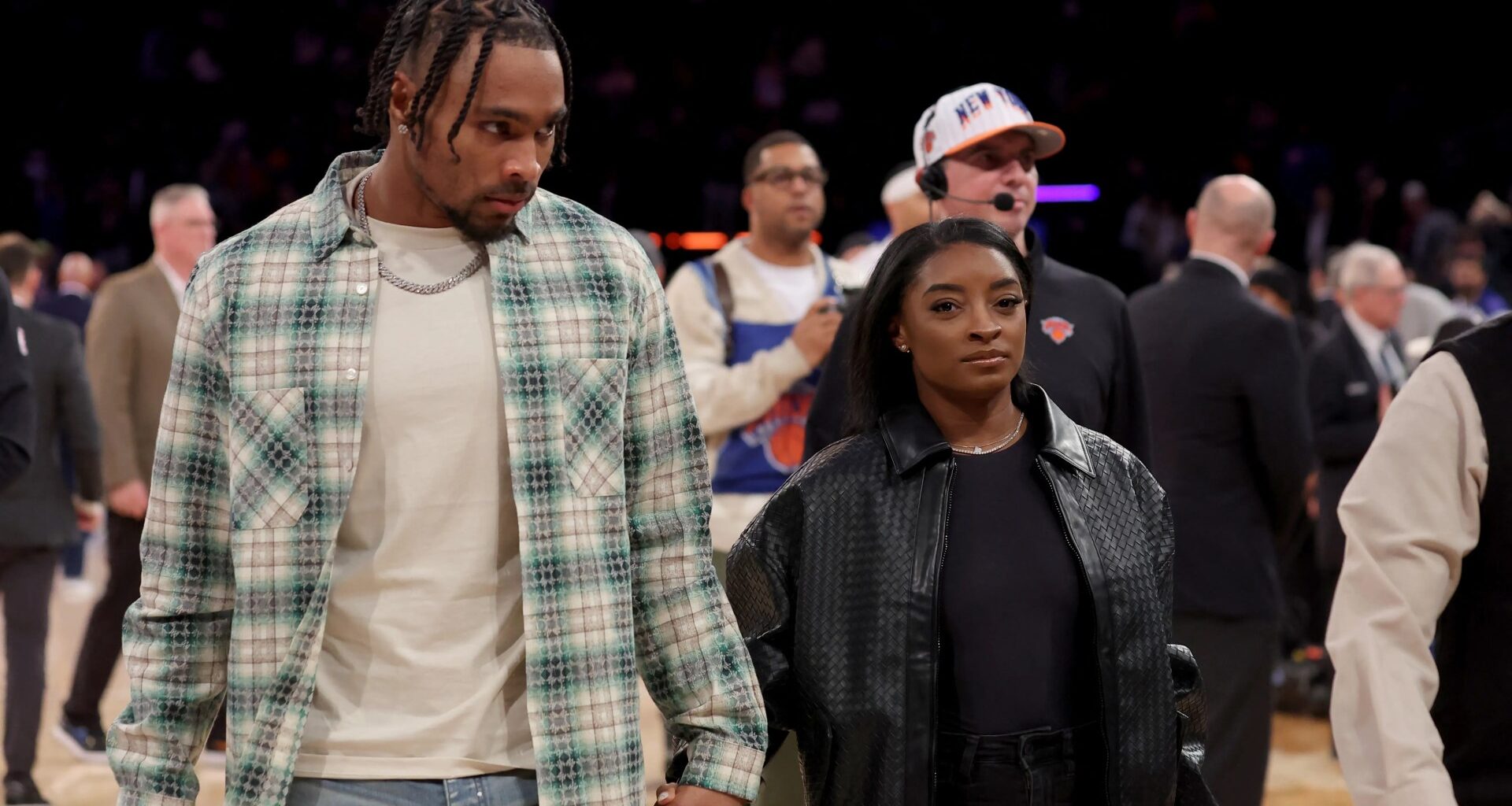 Simone Biles' husband Jonathan Owens in more trouble after NFL star fights with OWN teammate in Chicago Bears practice