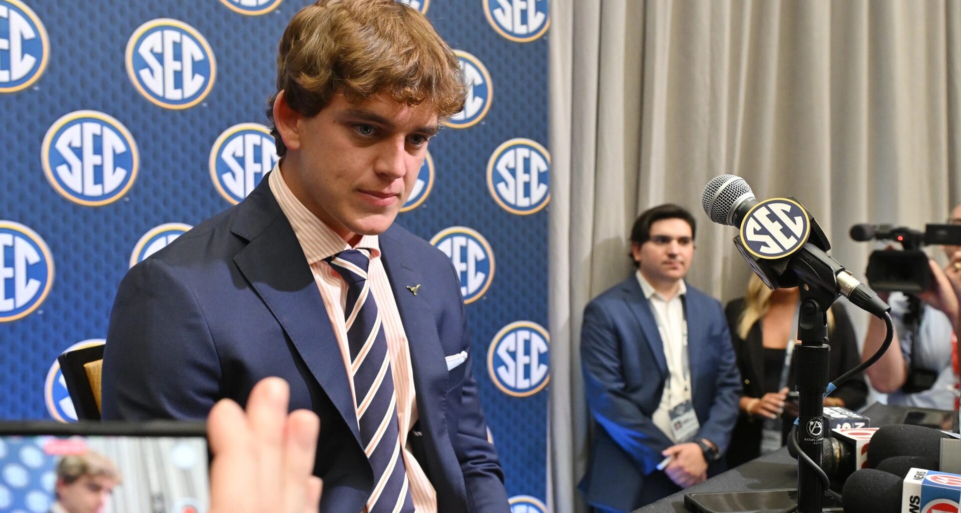 Arch Manning's 2026 NFL Draft decision confirmed by grandfather amid interest from Browns and other franchises