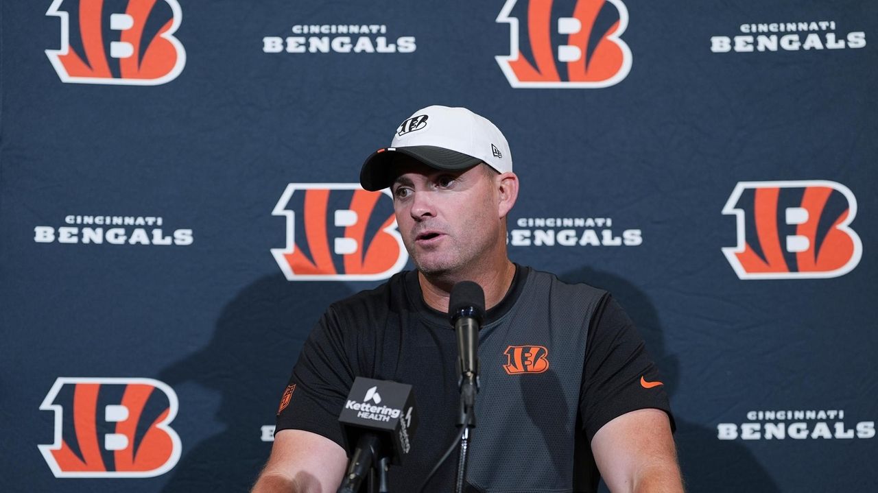 Bengals coach Zac Taylor prioritizes intrasquad competition over joint practices