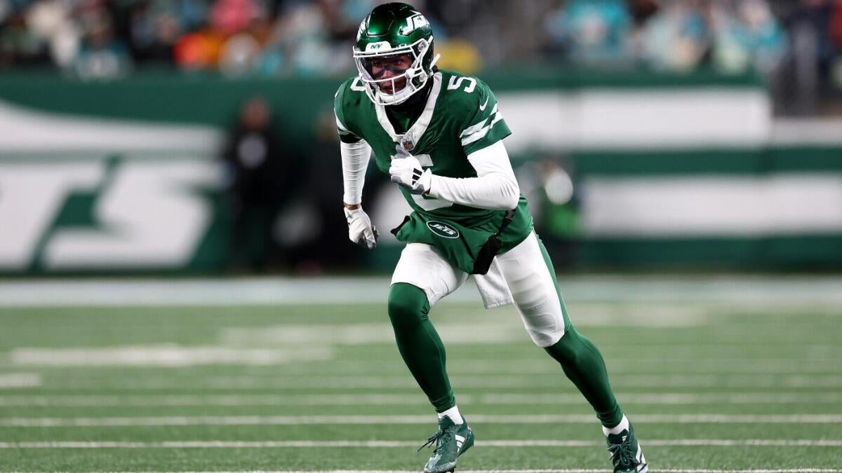 Fantasy football rankings 2025: Busts by proven NFL model that called Raheem Mostert's slow year