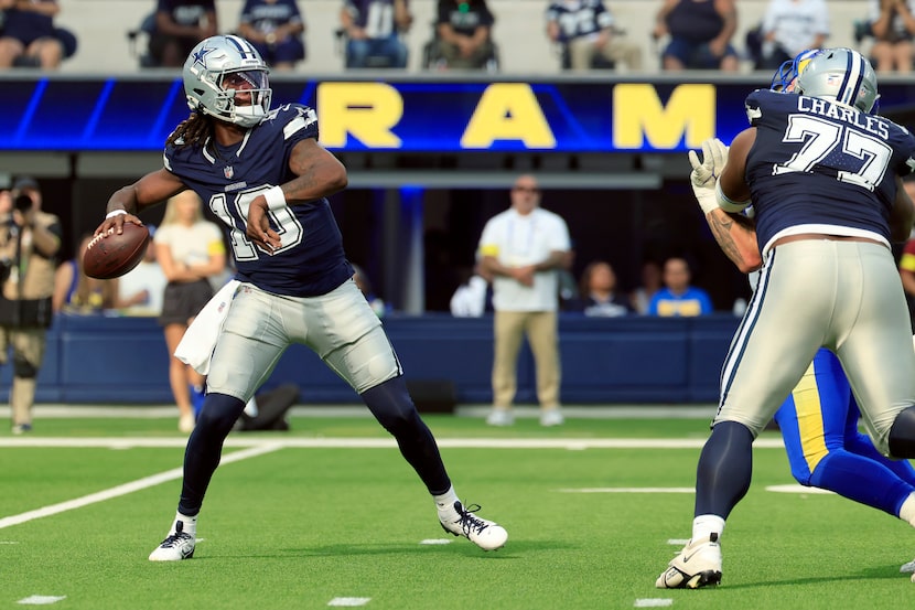 Dallas Cowboys quarterback Joe Milton (10) throws deep to a receiver during the first half...