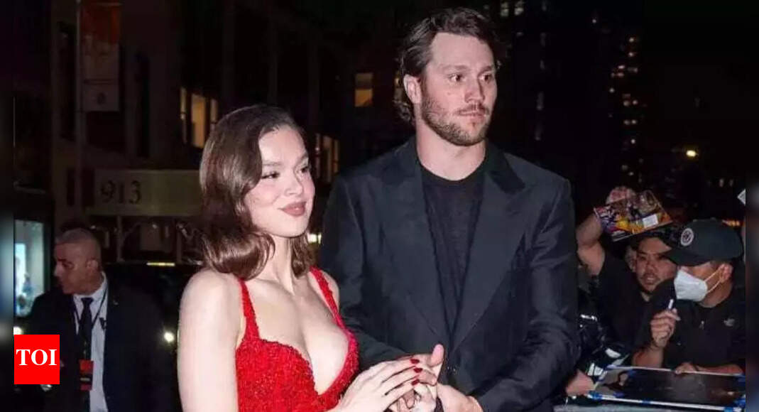 Josh Allen spotted on romantic Buffalo date night with Hailee Steinfeld after missing Bills' pre-season opener loss | NFL News