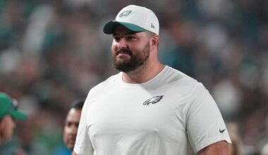 Landon Dickerson injury: Eagles Pro Bowl lineman carted off practice field with apparent lower leg issue