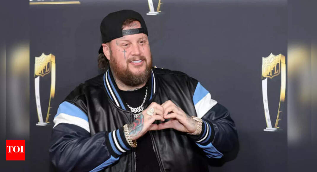 Jelly Roll's 200-pound weight loss inspires NFL's Tennessee Titans with lessons on discipline and team bonding | NFL News