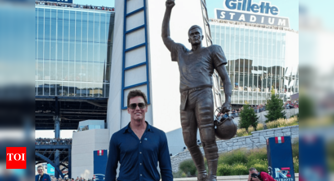 Tom Brady Took the Jets to the Tip of His Humor Twice Within 48 Hours | NFL News