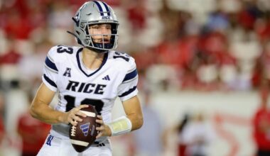 Fresno State quarterback E.J. Warner, son of NFL MVP Kurt Warner, named starter for Bulldogs, per report