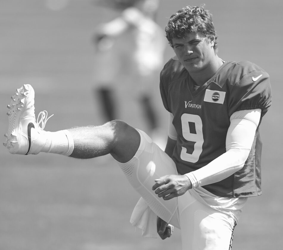 Ex-Wolverine McCarthy returns to field for Vikings | News, Sports, Jobs