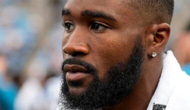 Miles Sanders Headshot