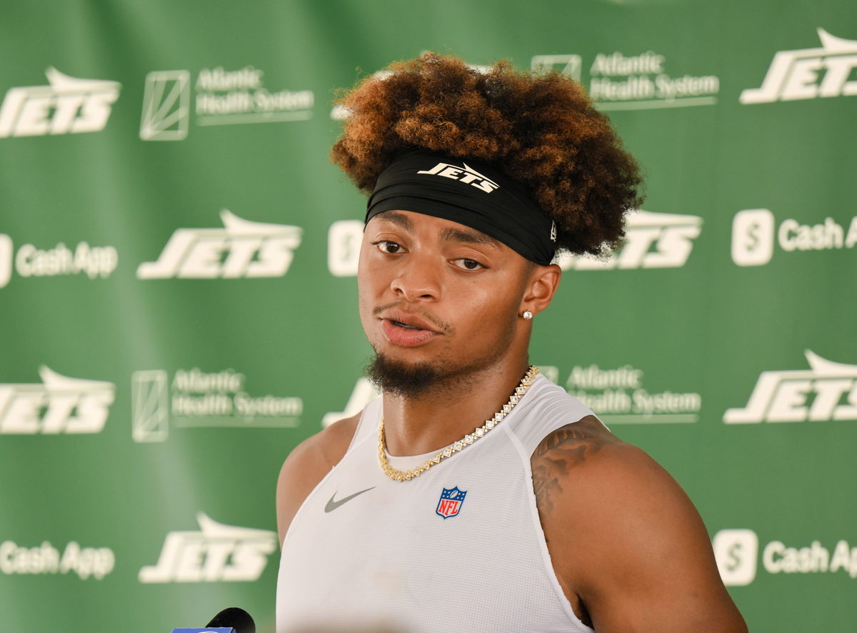 Garrett Wilson Makes Life Difficult for Justin Fields as Aaron Glenn’s Jets Work Out Veteran QBs