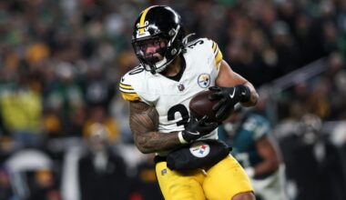 Fantasy football rankings 2025: Busts by proven NFL model that projected Raheem Mostert's regression