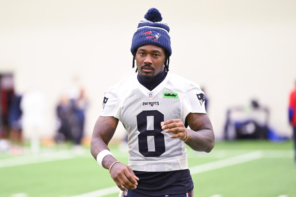 Stefon Diggs already becoming 'pain in the posterior' for Patriots