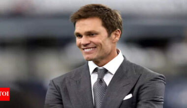 Tom Brady turns heads at Raiders preseason game vs. 49ers; NFL legend back in action off the field | NFL News