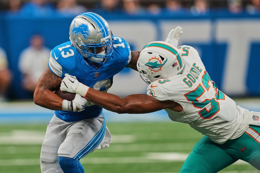 Photo gallery from the Lions’ preseason loss to the Dolphins – Macomb Daily