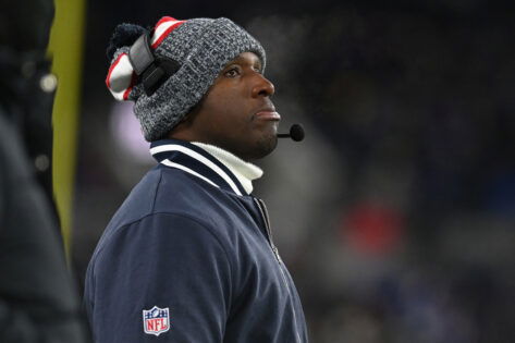 DeMeco Ryans Clears Expectations From Texans RB Room as Rookie Outshines Nick Chubb