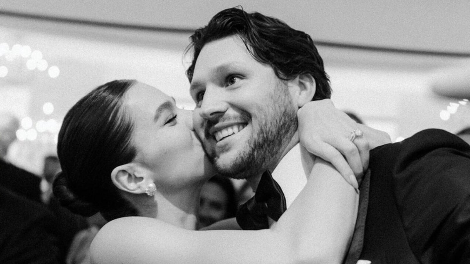 From Hailee Steinfeld to Daiyaana Muhammad, here are the real-life loves of Bills’ players