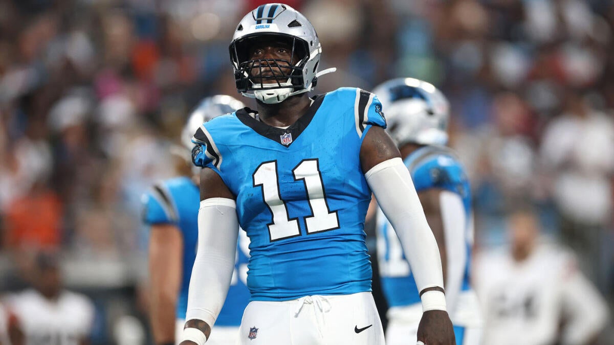 Carolina Panthers second-round pick hospitalized with collapsed lung after hit in joint practice