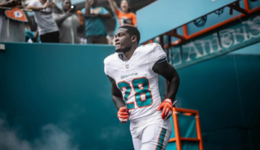 De’Von Achane injury: Mike McDaniel confident Dolphins RB will not miss season opener against Colts