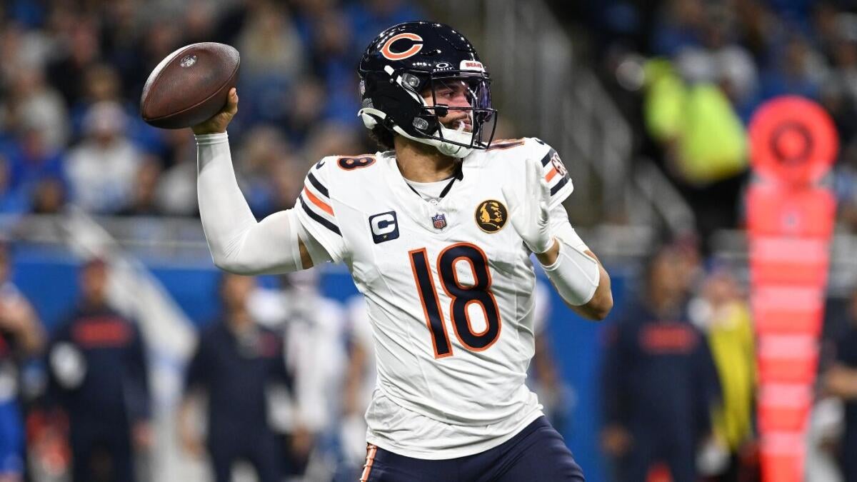 Fantasy football rankings 2025: Busts by model that called Raheem Mostert's challenging year