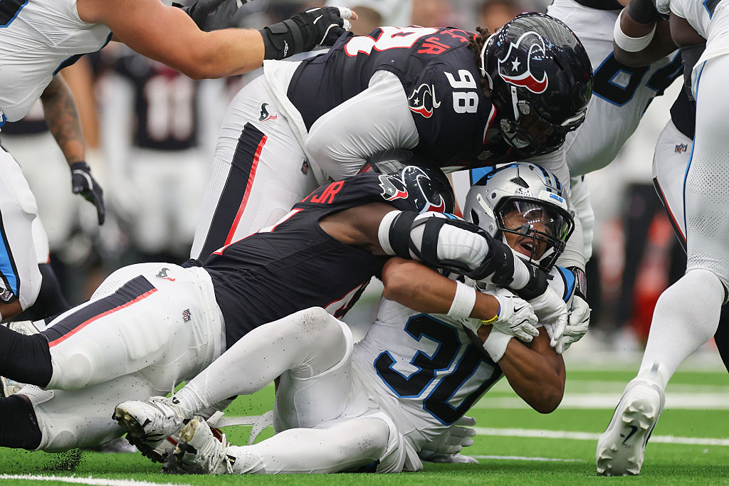 Steve Smith Sr Reacts To The Panthers Struggles In Houston