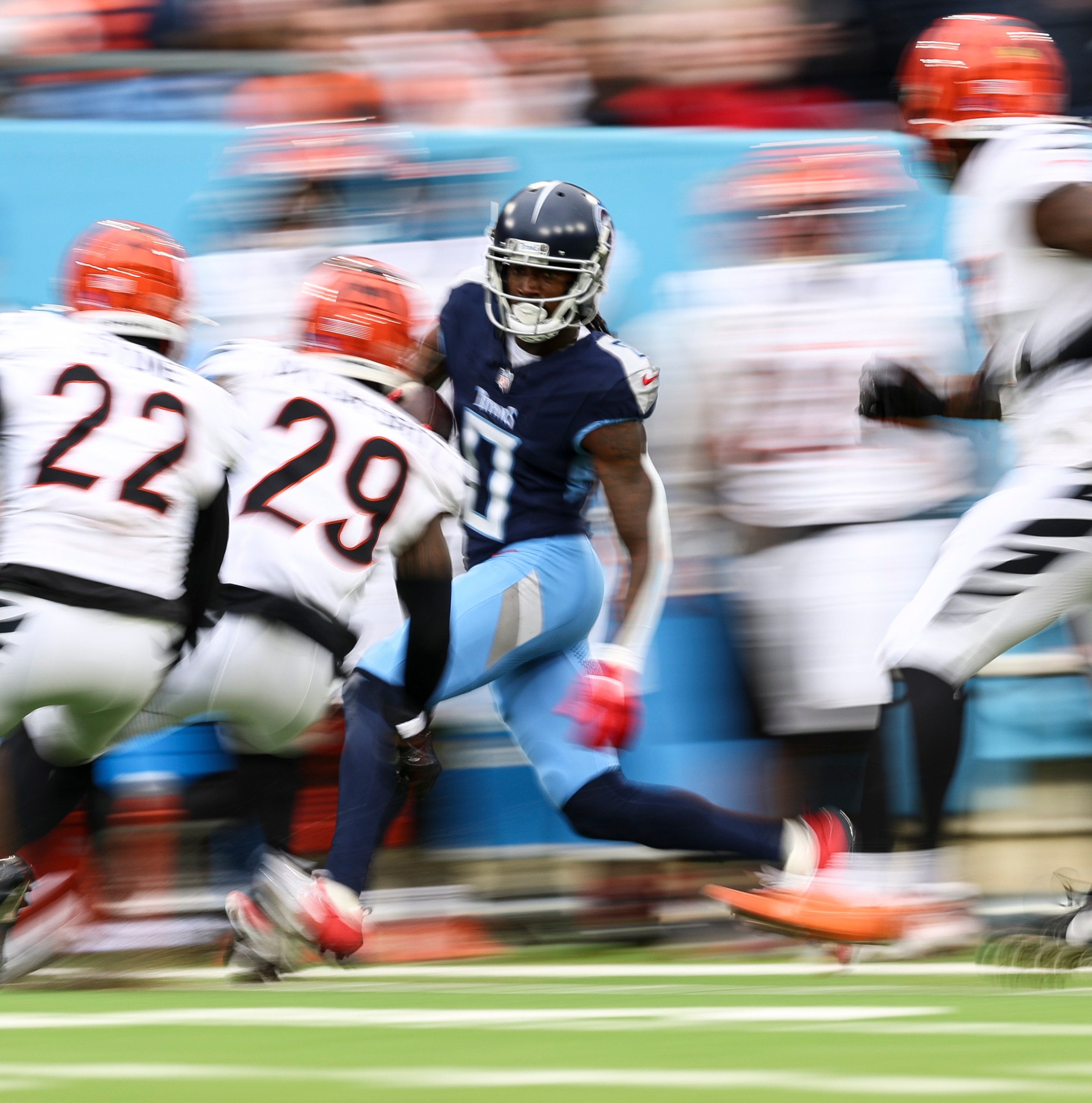 Calvin Ridley and Tyler Lockett won’t play tonight for Titans