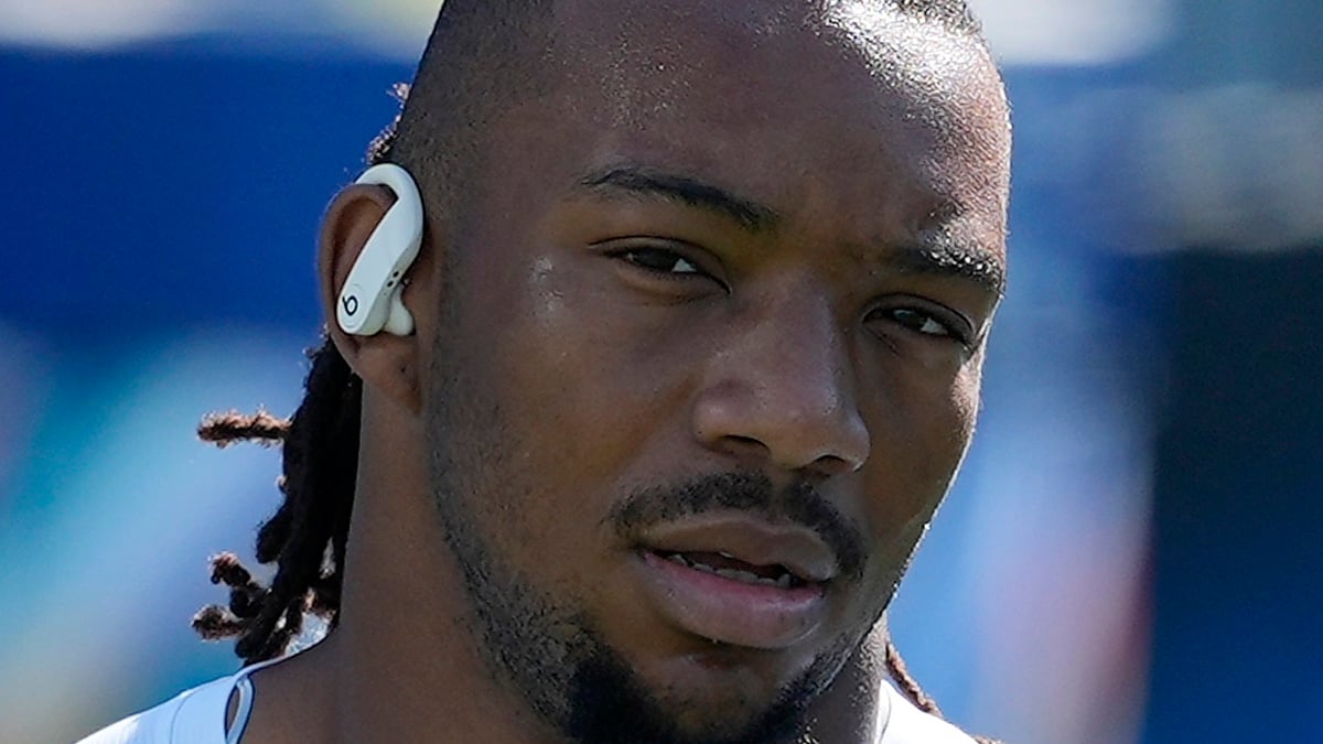 Bijan Robinson Headshot