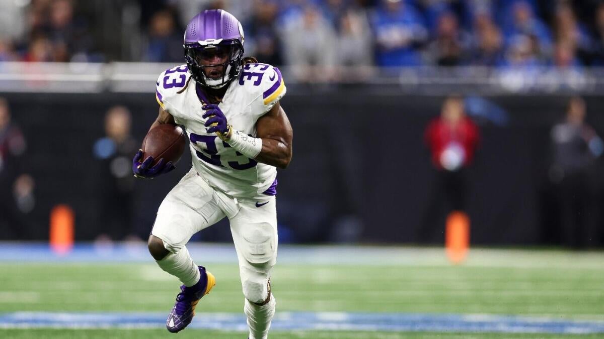 Fantasy football rankings 2025: Busts by model that projected Raheem Mostert's rough year