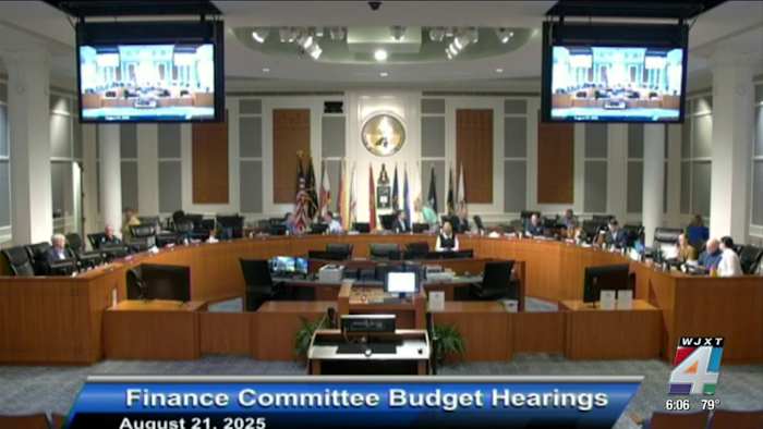 Committee votes to cut $38,600 in funding for Jaguars suite seats used by the mayor’s office, city council