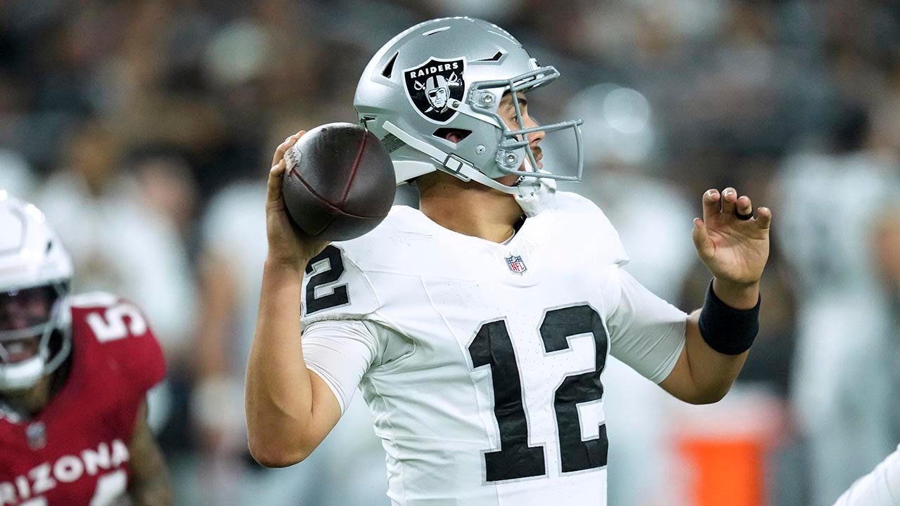 NFL news: Raiders' Aidan O'Connell breaks his wrist