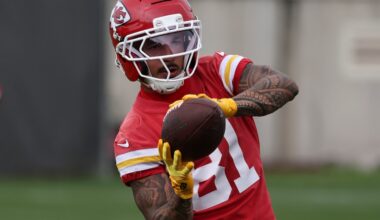Chiefs News: Roster projections sees 7 receivers make the final roster