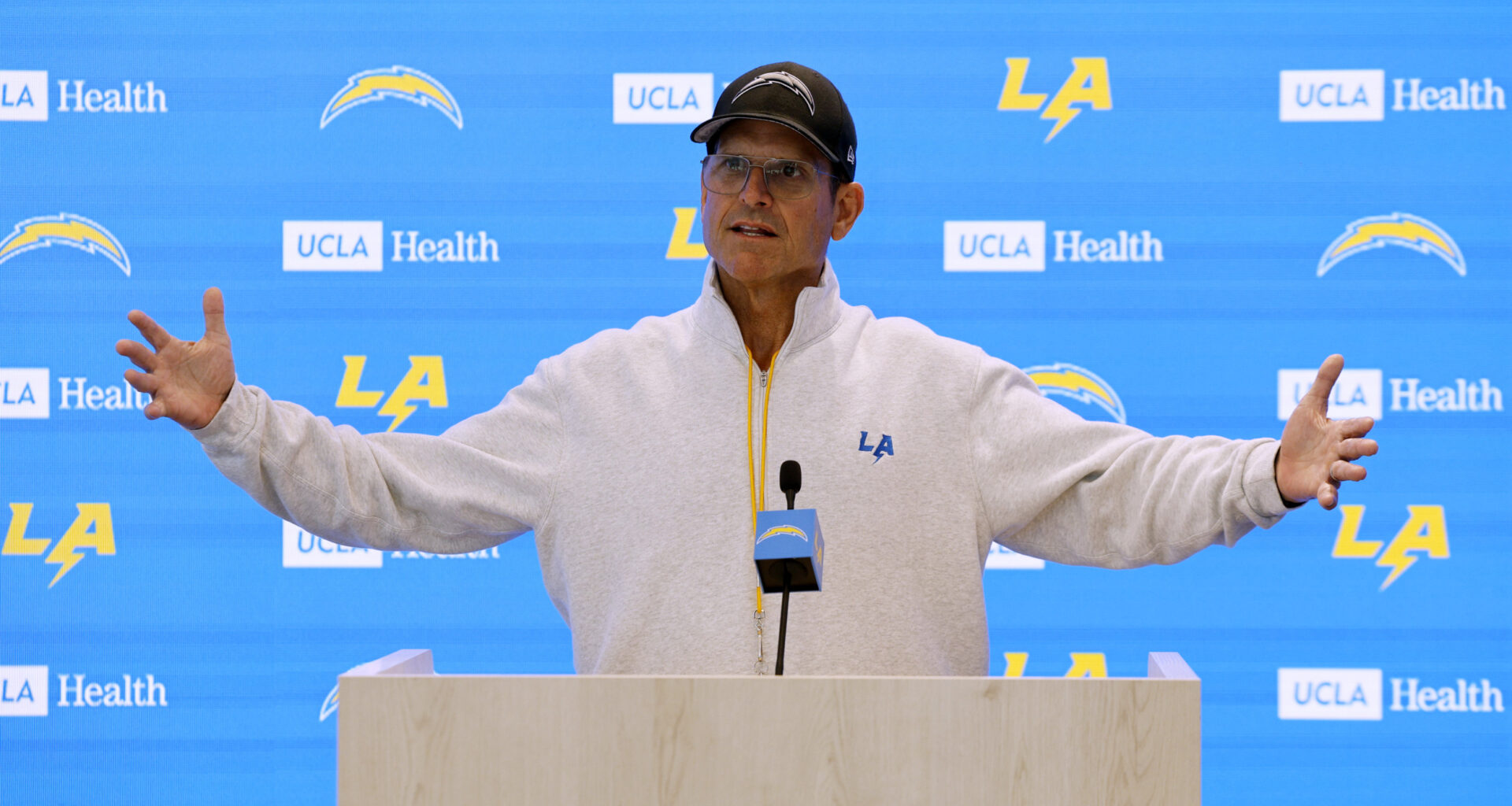 Chargers head coach Jim Harbaugh