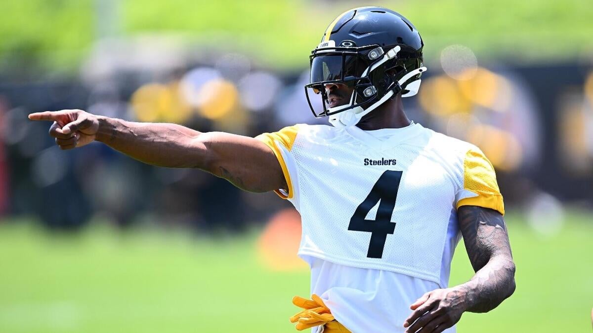 Fantasy football rankings 2025: Top sleepers by NFL model that predicted James Cook's huge season