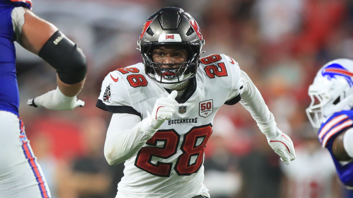 Deion Sanders 'praying' Shilo Sanders 'gets another opportunity' after release from Buccaneers
