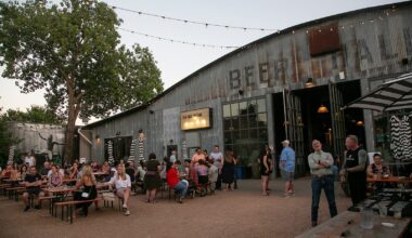 Best Austin bars, game day specials to watch Texas Longhorns football