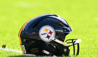 Pittsburgh Steelers rookie in walking boot after injury