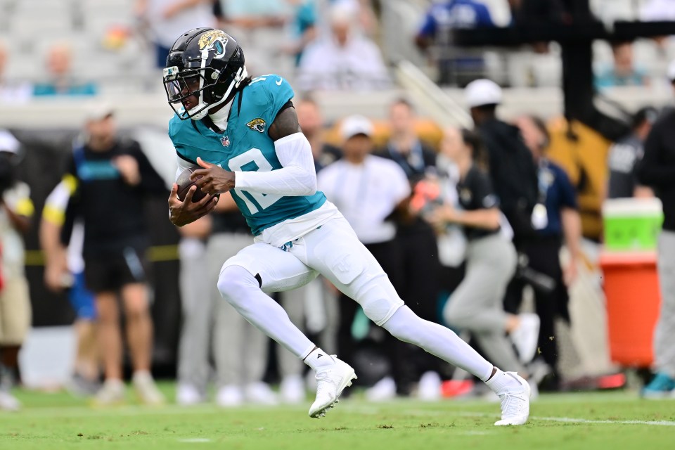 Hunter had two targets for nine yards, featuring only in the Jags' first drive