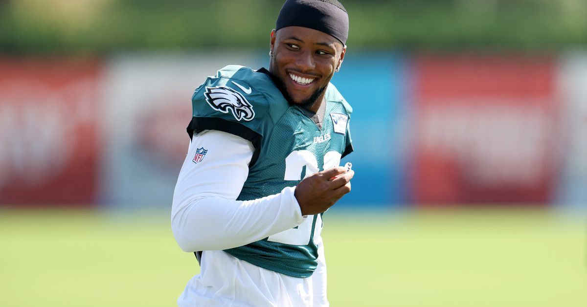Eagles Training Camp Practice Notes: Saquon Barkley looks primed for another big season