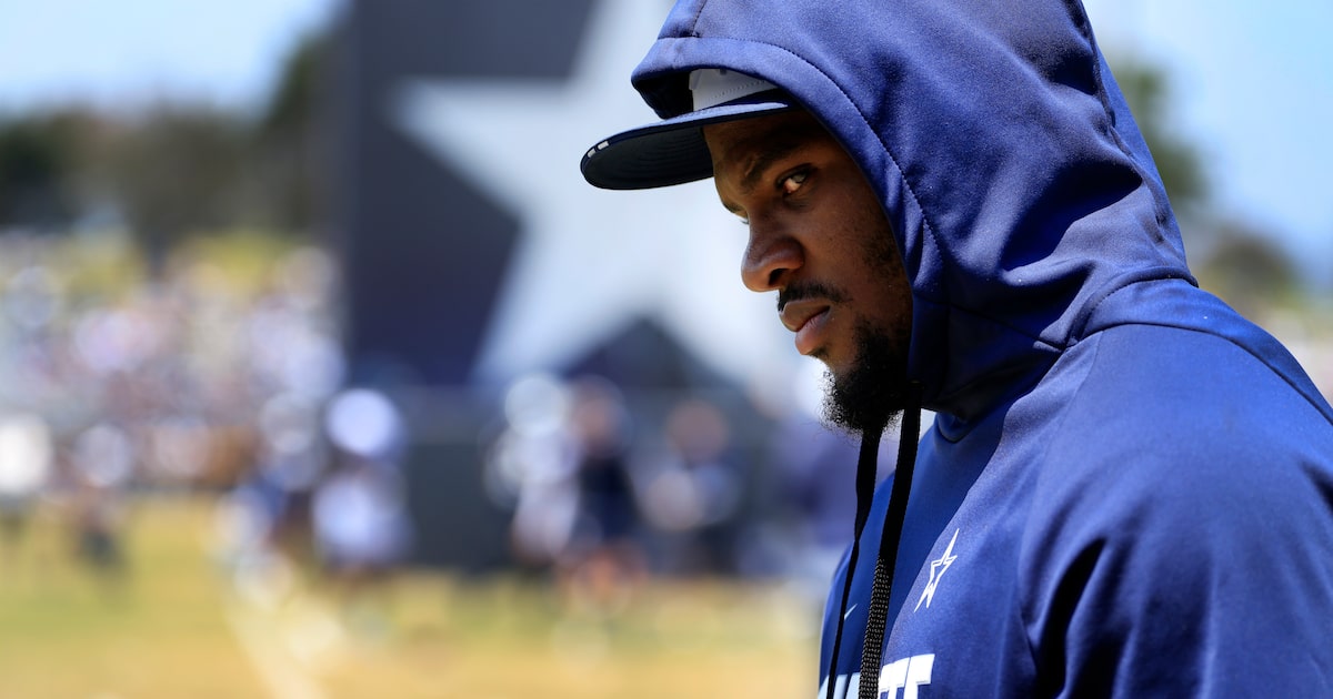 Cowboys’ Micah Parsons not on practice field for first time in training camp