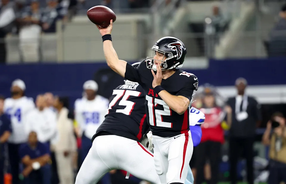 Aug 22, 2025; Arlington, Texas, USA; Atlanta Falcons quarterback Easton Stick (12) throws during the first quarter against the Dallas Cowboys at AT&T Stadium. Mandatory Credit: Kevin Jairaj-Imagn Images