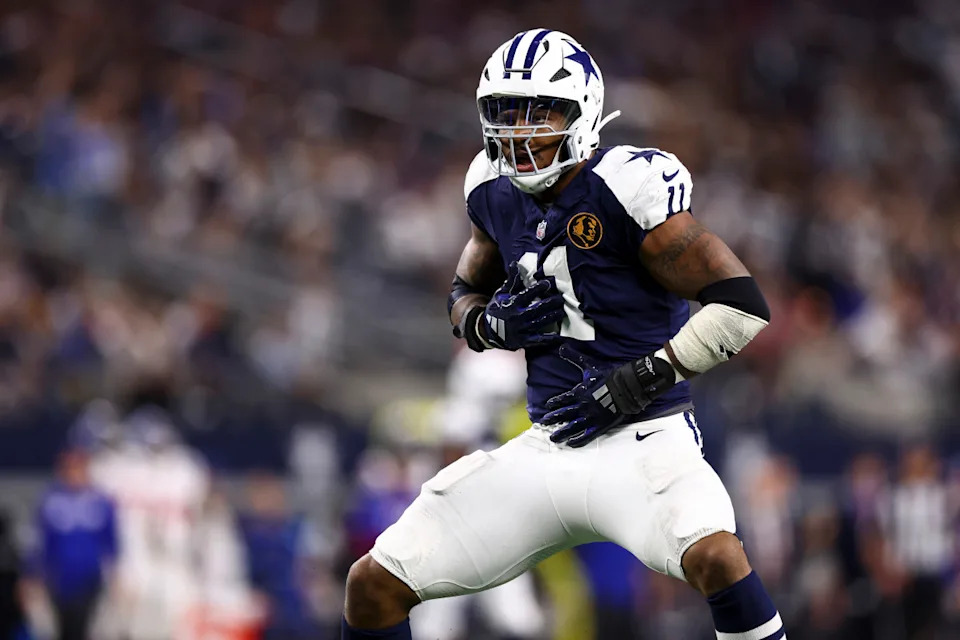 Micah Parsons #11 of the Dallas Cowboys celebrates after a sack. (Kevin Sabitus/Getty Images)Kevin Sabitus/Getty Images