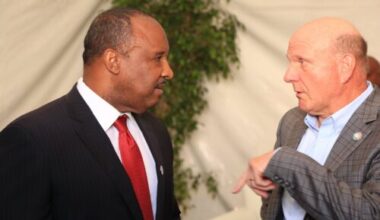 Opinion: Are L.A. Rams and L.A. Clippers owners seeking a divorce from the Inglewood City Council?