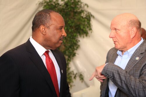 Opinion: Are L.A. Rams and L.A. Clippers owners seeking a divorce from the Inglewood City Council?