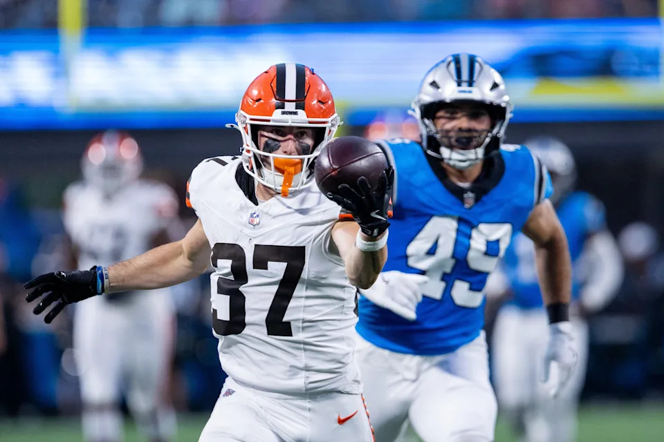 Aug 8, 2025; Charlotte, North Carolina, USA; Cleveland Browns wide receiver Luke Floriea (37) makes a catch against the Carolina Panthers during the second quarter at Bank of America Stadium. Mandatory Credit: Scott Kinser-The USAToday Network via Imagn Images