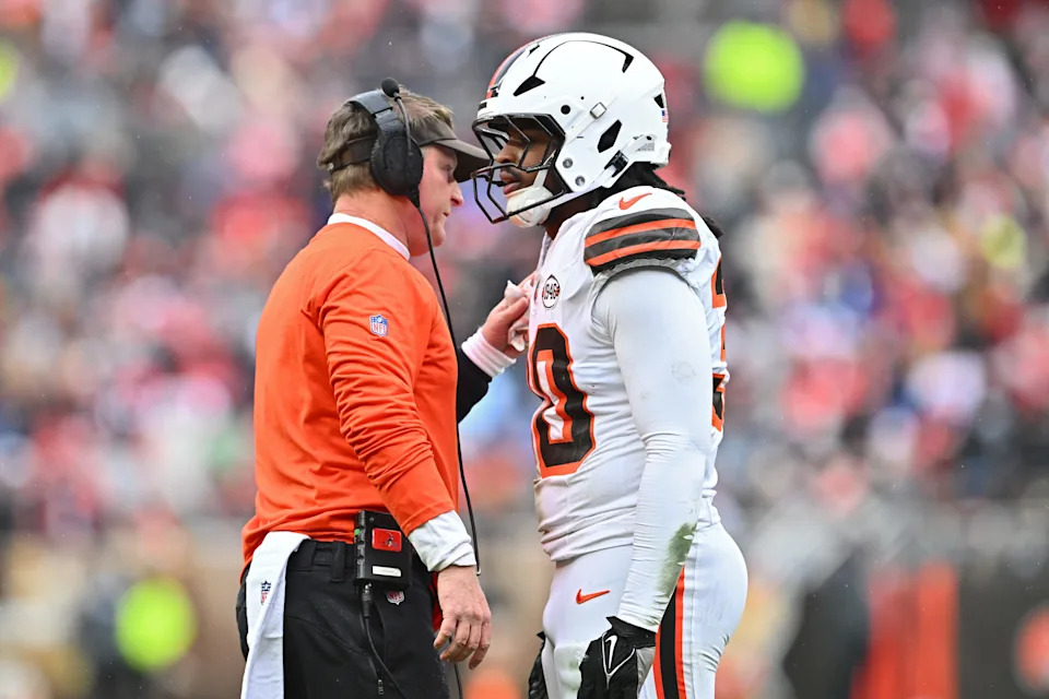 CLEVELAND, OHIO - DECEMBER 15: Devin Bush #30 of the Cleveland Browns speaks to linebackers coach 
Jason Tarver during the second quarter against the Kansas City Chiefs at Huntington Bank Field on December 15, 2024 in Cleveland, Ohio. (Photo by Jason Miller/Getty Images)