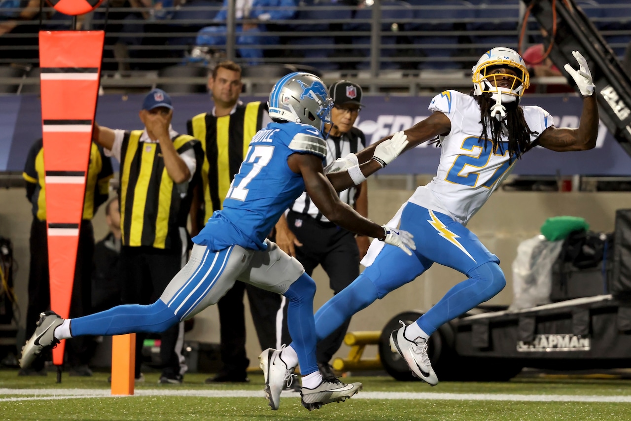 Chargers Lions Football