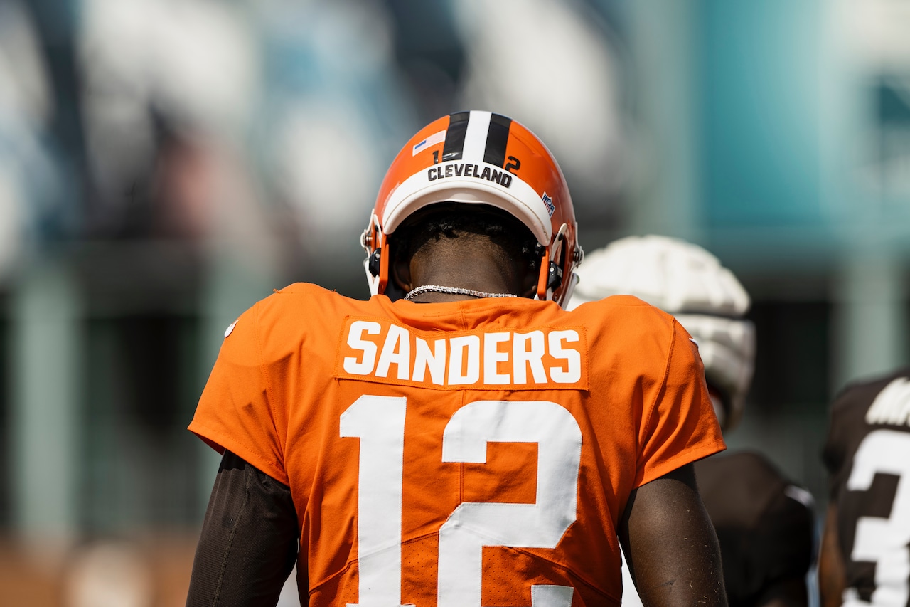 Browns are hopeful Shedeur Sanders can play next week; optimistic Dillon Gabriel can start vs. Eagles; WR Isaiah Bond set to sign by Sunday