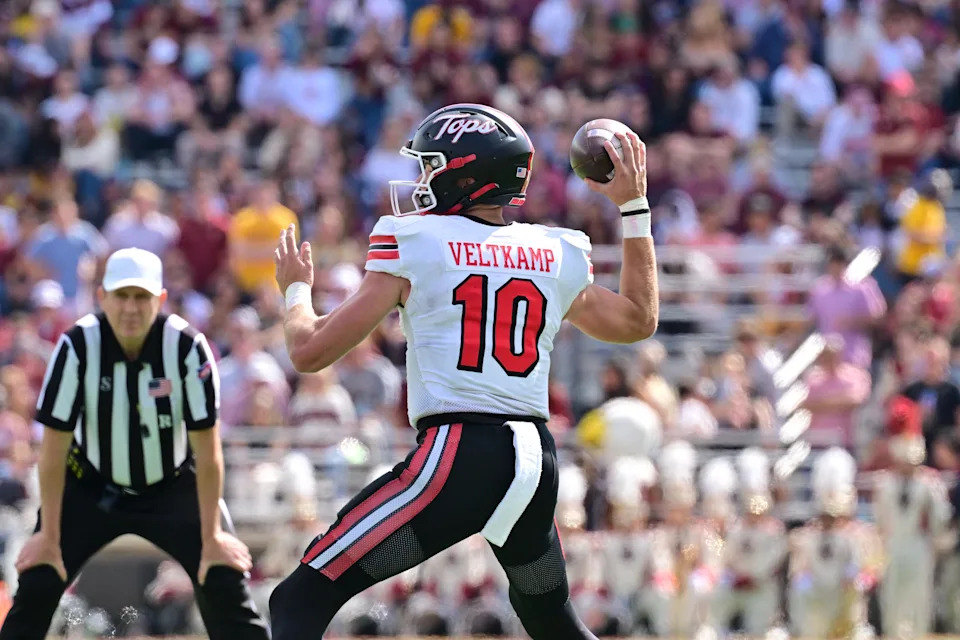 Sep 28, 2024; Chestnut Hill, Massachusetts, USA; Western Kentucky Hilltoppers quarterback Caden Veltkamp (10) throws a pass against the Boston College Eagles during the first half at Alumni Stadium. Mandatory Credit: Eric Canha-Imagn Images
