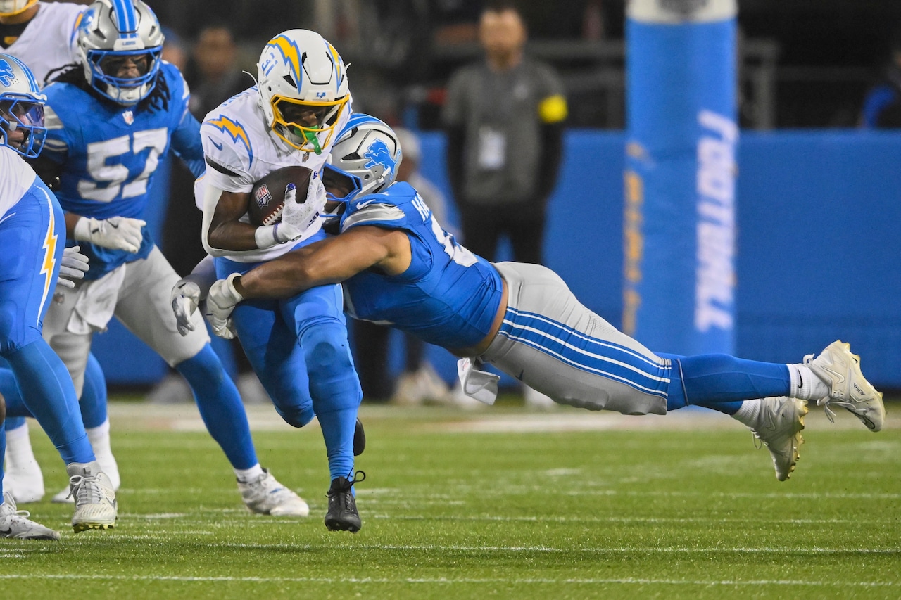 PFF grades, snap counts: Rookie defender living dream, looking good for Lions