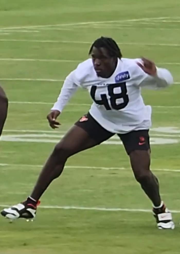 Texans get a boost with return of Christian Harris, Dameon Pierce with Nick Chubb sidelined