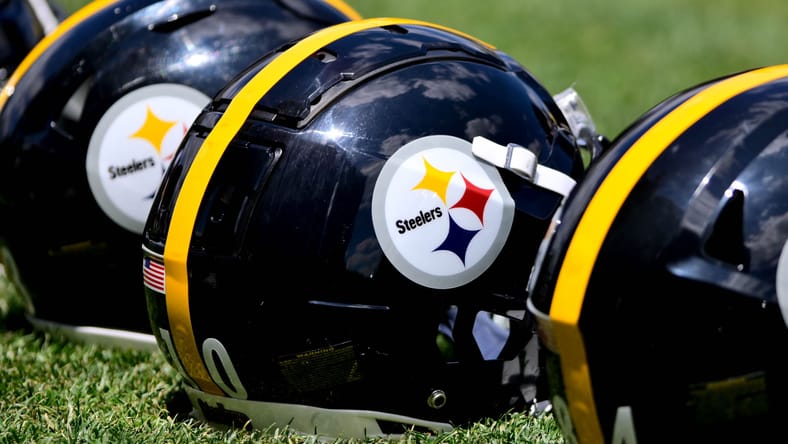 Steelers helmet