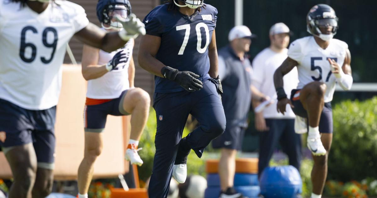 Chicago Bears training camp rundown: Braxton Jones feeling stronger in left tackle competition - The Quad-City Times